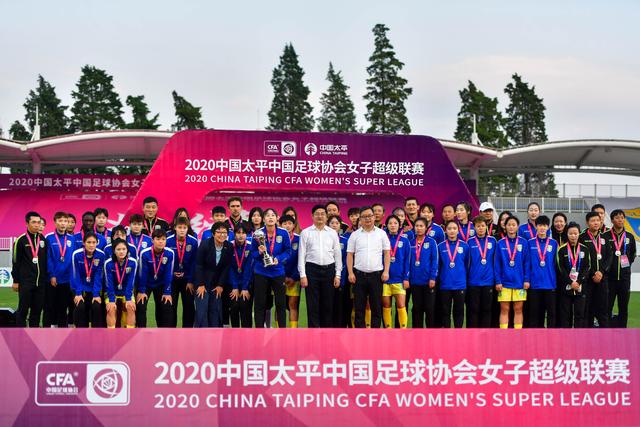 英超级新星趋向曼联 明年转会或引发激烈竞争